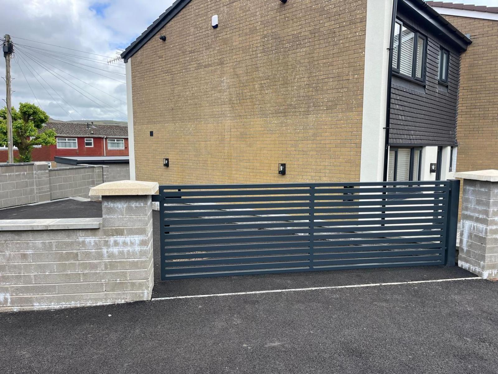 Uber Stylish 3 Bedroom Home Off Road Parking Near Town Centre And Bike Park Wales Merthyr Tydfil Zewnętrze zdjęcie